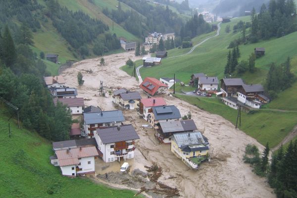 Luftaufnahme Hochwasser 2005 - Trisanna