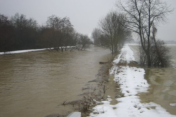 Hochwasser an der Strem in Heiligenbrunn