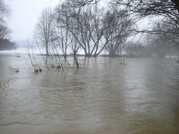 Hochwasser am Dürrebach in Rauchwart