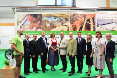 Nachhaltigkeitsministerin Maria Patek besuchte am 4. September die Rieder Messe.