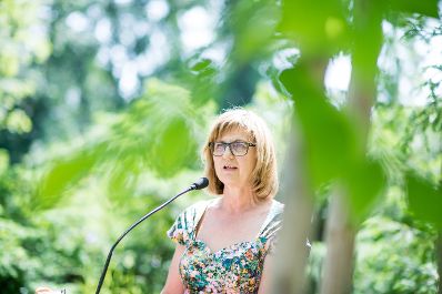 Am 11.06.2019 besuchte Bundesministerin Maria Patek das Sommerfest des Bundesforschungs- und Ausbildungszentrums f&uuml;r Wald, Naturgefahren und Landschaft in Wien.