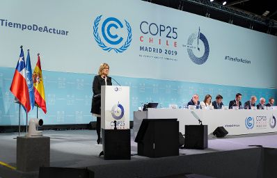 Nachhaltigkeitsministerin Maria Patek nahm im Dezember 2019 an der 25. UN-Klimakonferenz (COP25) in Madrid teil. Bei der Konferenz geht es vor allem darum, Regeln zu schaffen, die den globalen Klimaschutz unterst&uuml;tzen und eine effiziente und effektive Umsetzung des Pariser &Uuml;bereinkommens erlauben. Im Bild: Bundesministerin Maria Patek beim Treffen der Energieminister