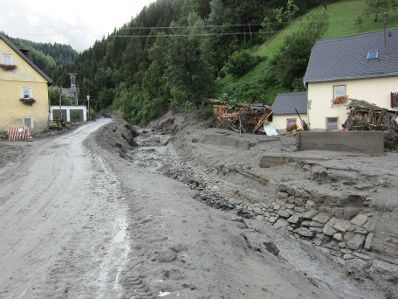Vom 20. bis 22. Juli 2012 f&uuml;hrten heftige Gewitter in St. Lorenzen im Paltental zu &Uuml;berflutungen und Murenabg&auml;ngen. Es ging eine meterhohe Schlammlawine ab.