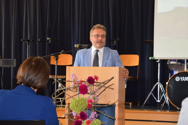 An der HBLA Elmberg wurde in Beisein von Sektionschef DI Johannes Fankhauser das neue Schülerwohnheim feierlich eröffnet.