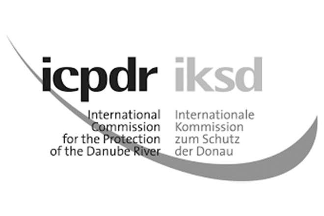 Textlogo: Internationale Kommission zum Schutz der Donau - International Commission for the protection of the Danube River
